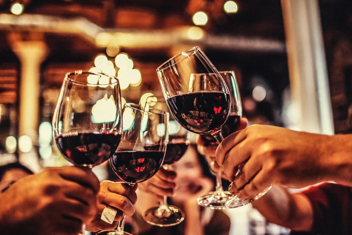 Mengenal 7 Manfaat Wine yang Baik untuk Kesehatan