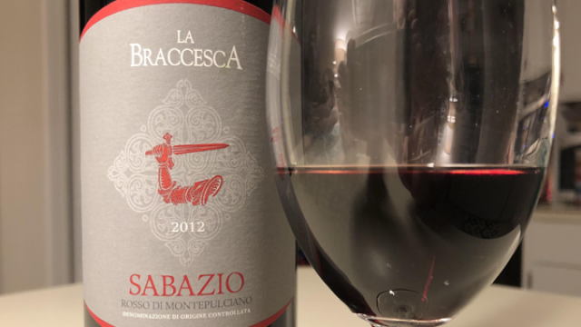 Review Jujur Sabatino Rosso, Wine Italia Terbaik untuk Teman Makan Steak yang Wajib Kamu Coba!